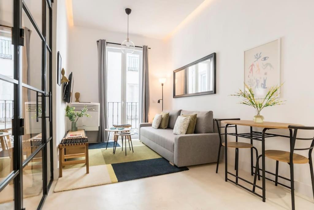 Appartement Gran Via Sol Location In Center Of Madrid
